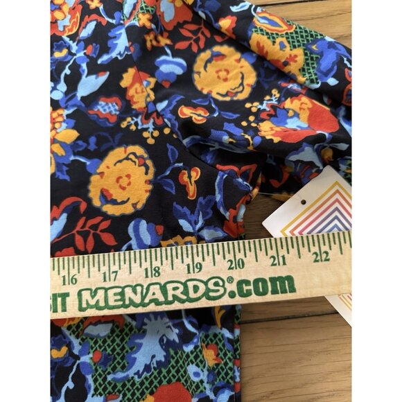 LuLaRoe Gigi T Shirt Sz 2XL Short Sleeve Floral Stretch Teacher Colorful NWT - Picture 5 of 11